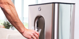 Award-Winning Sculptural Device Harvests Water From Air Award-Winning Sculptural Device Harvests Water From Air