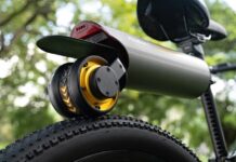Turns Any Bike Into an E-Bike in 30 Seconds Turns Any Bike Into an E-Bike in 30 Seconds