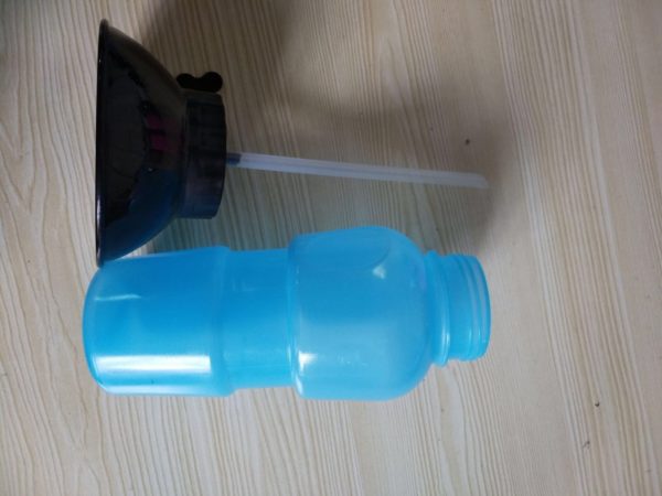 Pet Drinking Sports Squeeze Bottle - Image 7